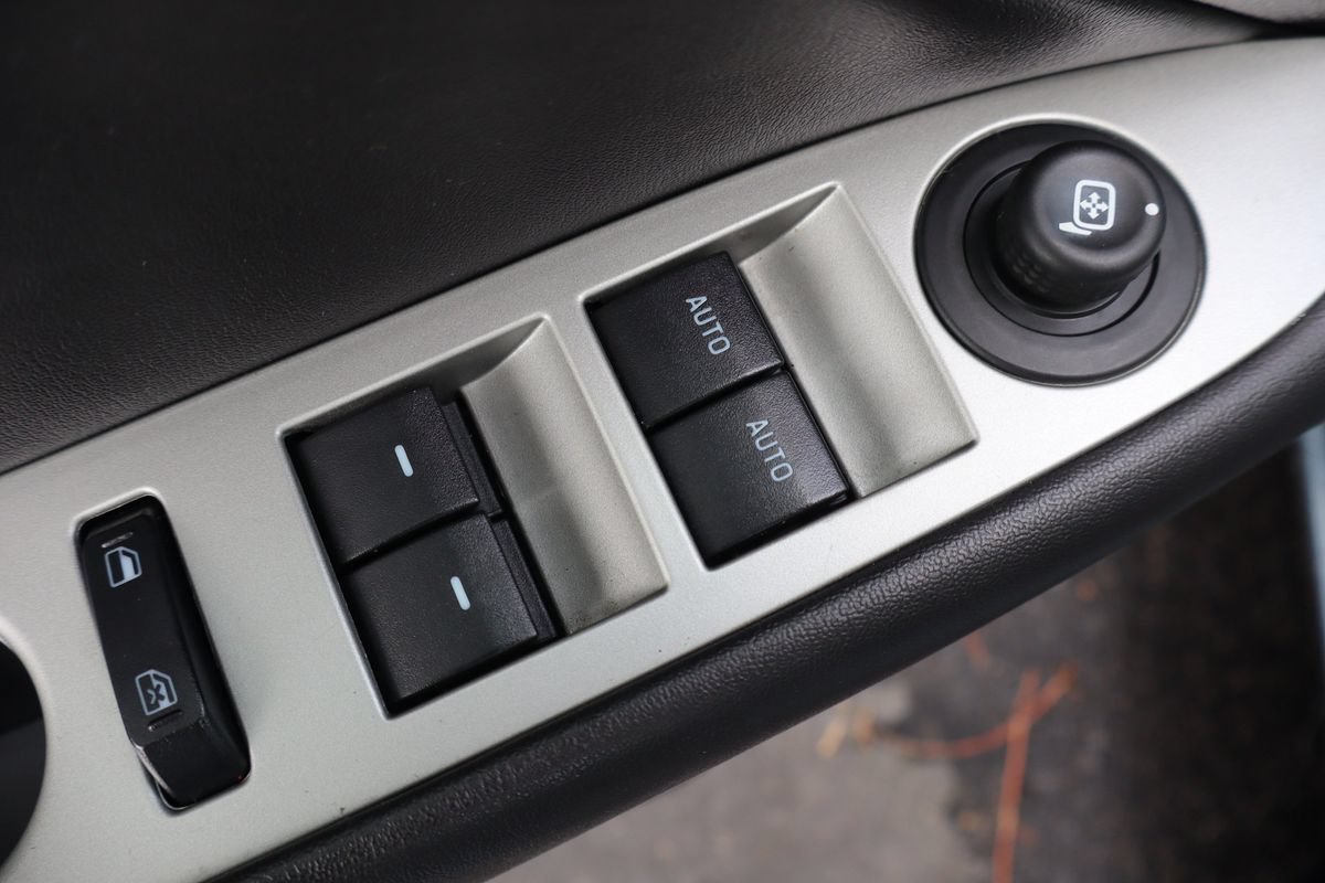 Used 2011 Ford Fusion SEL w/ 301A Rapid Spec Order Code FWD image 28