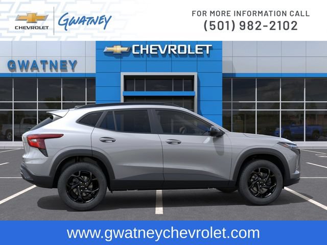 New 2026 Chevrolet Trax LT w/ Midnight Edition FWD image 5