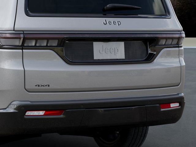 New 2026 Jeep Grand Wagoneer Limited AWD/4WD image 13
