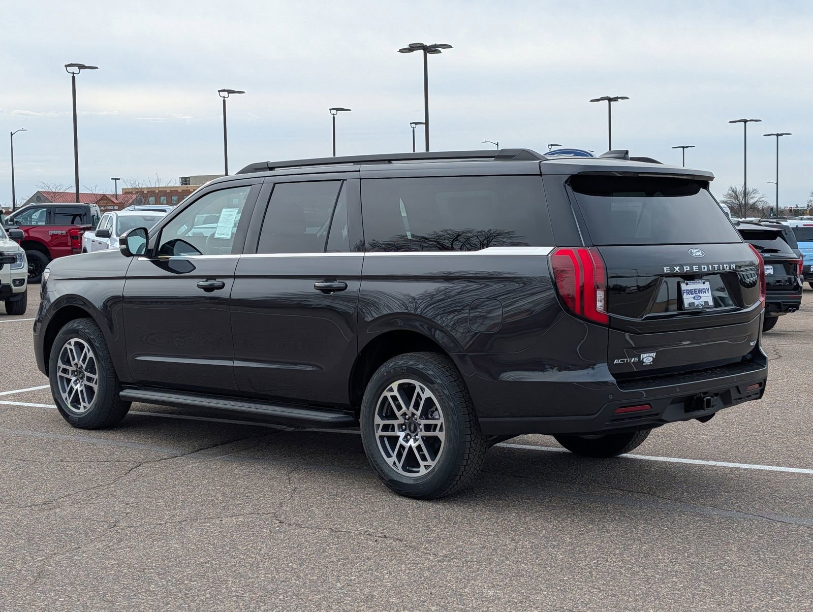 New 2026 Ford Expedition Max Active AWD/4WD image 3