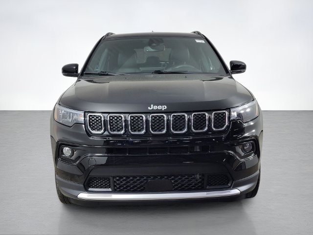 Used 2024 Jeep Compass Limited AWD/4WD image 8
