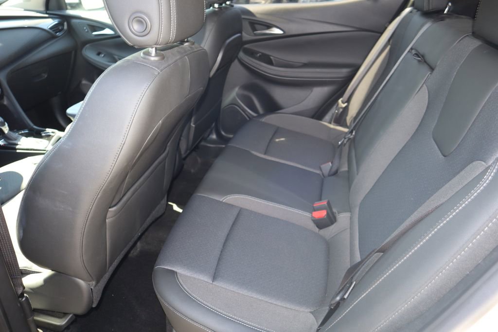 Used 2022 Buick Encore GX Select image 19