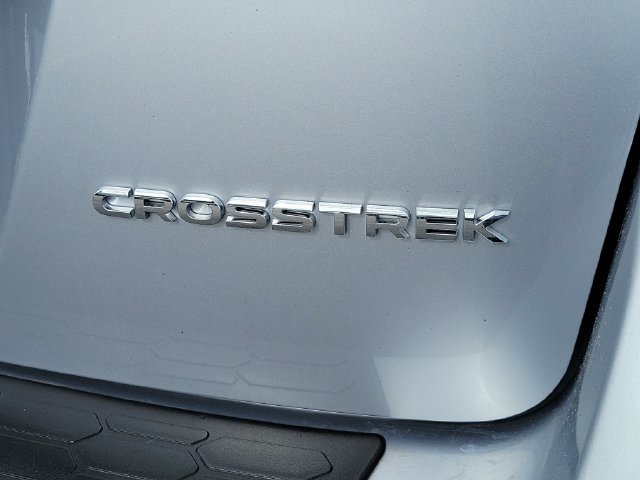 Used 2020 Subaru Crosstrek 2.0i Limited w/ Moonroof Package w/Navigation AWD/4WD image 5