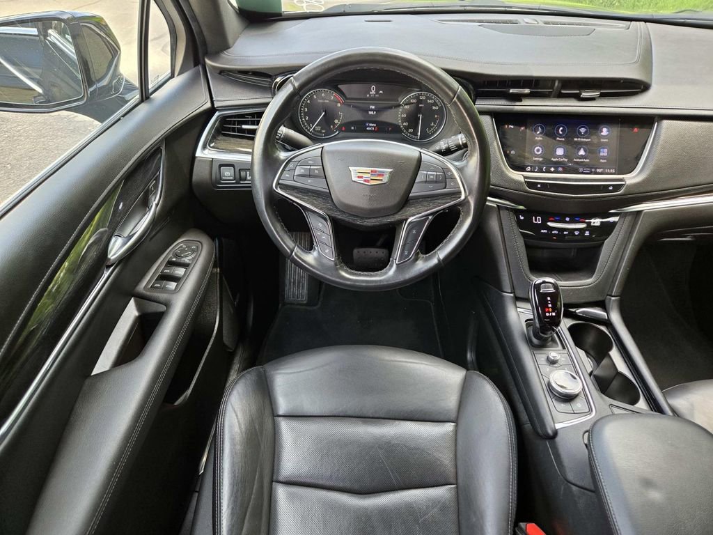 Used 2022 Cadillac XT5 Premium Luxury image 11