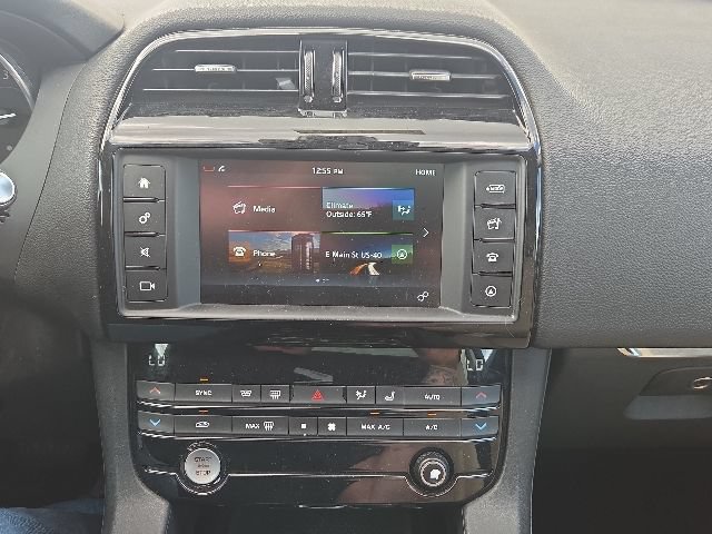 Used 2017 Jaguar F-PACE Premium AWD/4WD image 30