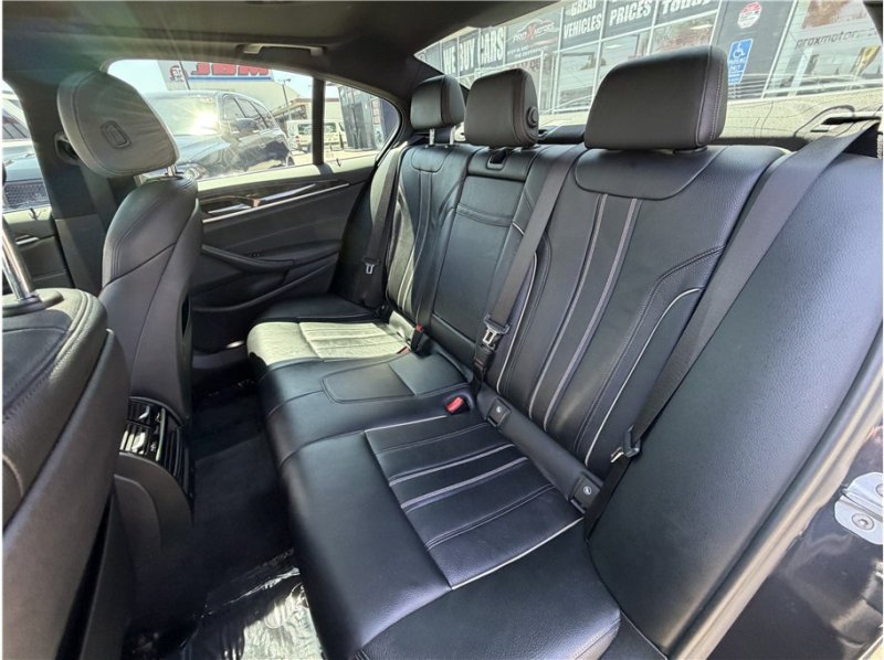 Used 2019 BMW 540i w/ Convenience Package RWD image 22
