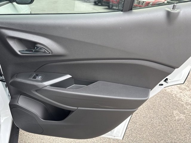 New 2026 Chevrolet Trax LT w/ Driver Confidence Package image 11