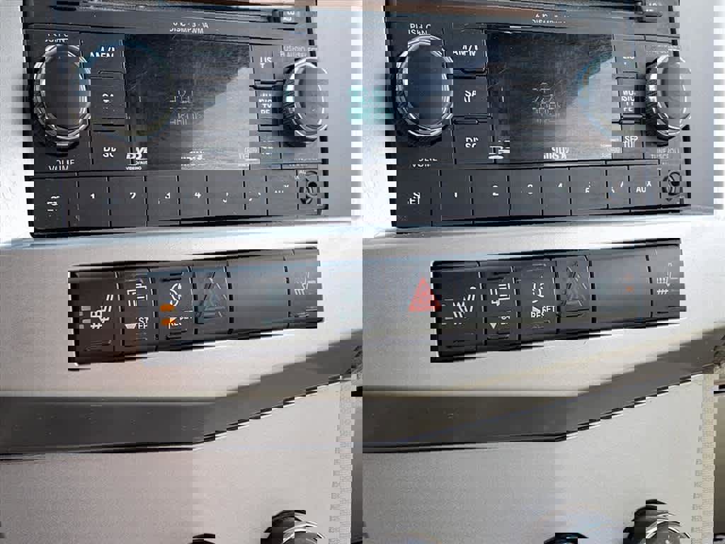 Used 2008 Chrysler Sebring Touring w/ Special Touring Group image 17