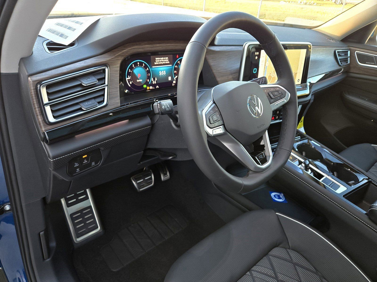 New 2025 Volkswagen Atlas SEL Premium R-Line image 8