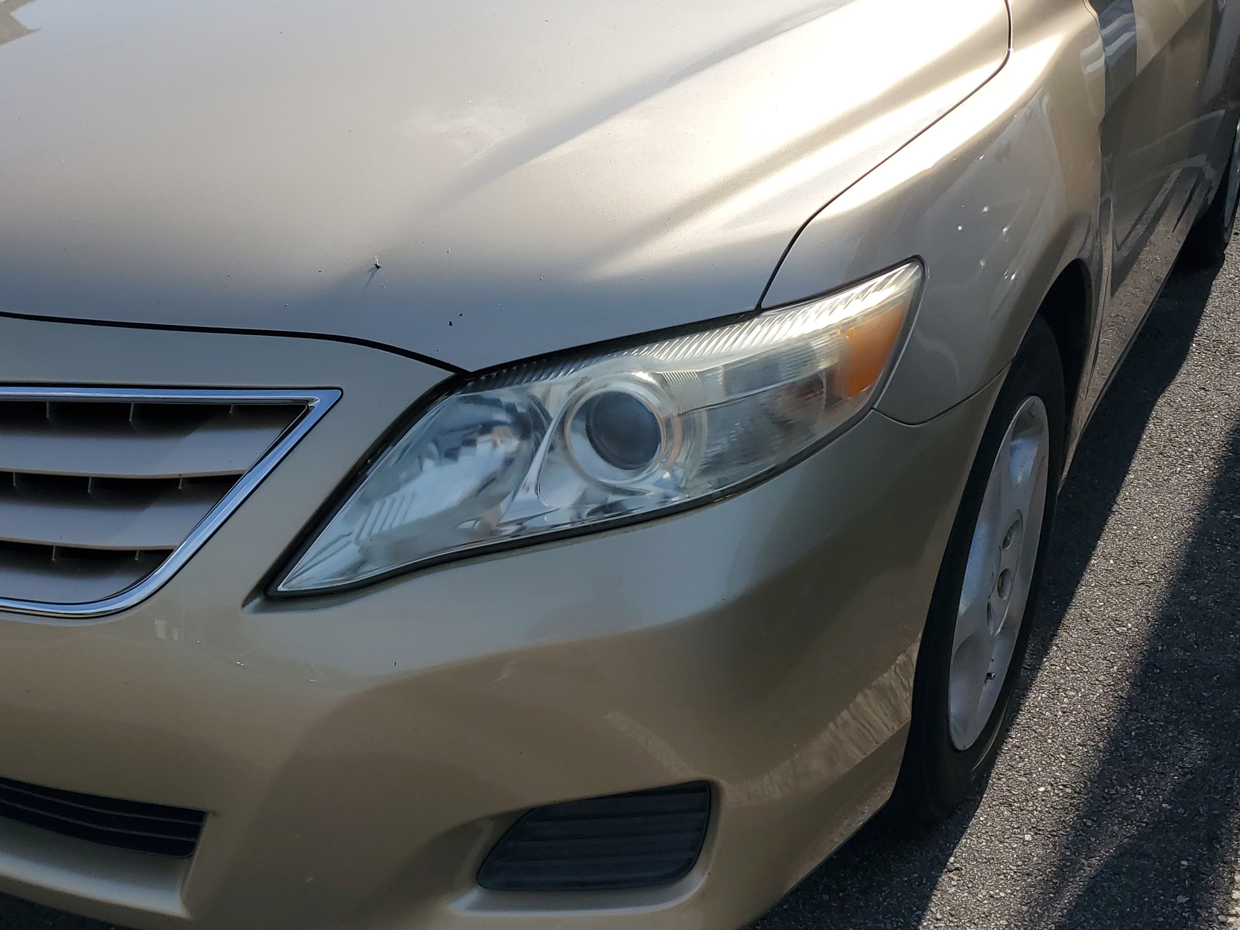 Used 2010 Toyota Camry FWD image 4