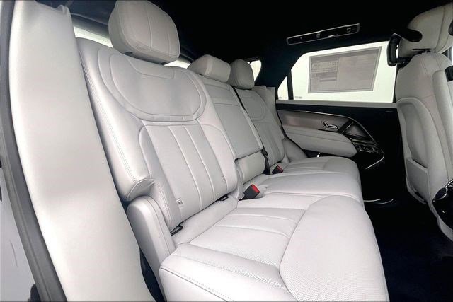 New 2025 Land Rover Range Rover Sport SE image 11