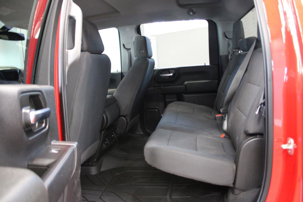 Used 2020 Chevrolet Silverado 2500 Custom w/ Custom Value Package AWD/4WD image 12