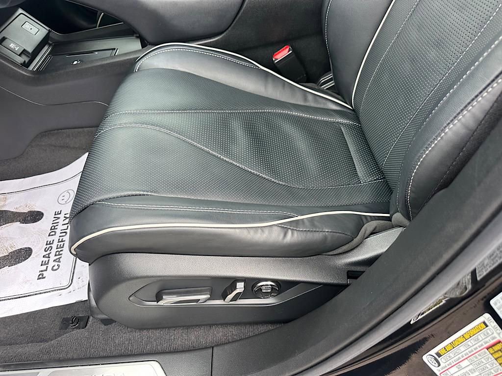 Certified 2024 Acura RDX SH-AWD w/ Advance Package image 17