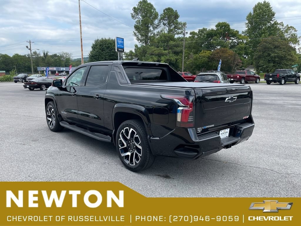 New 2024 Chevrolet Silverado EV RST AWD/4WD image 6