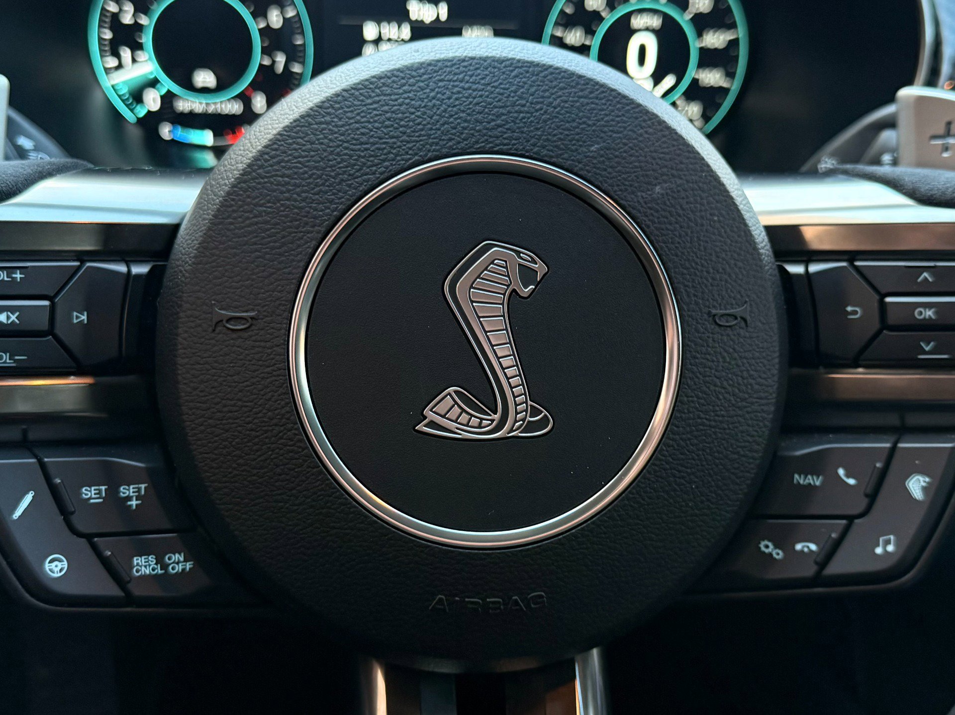 Used 2021 Ford Mustang Shelby GT500 w/ Technology Package image 33