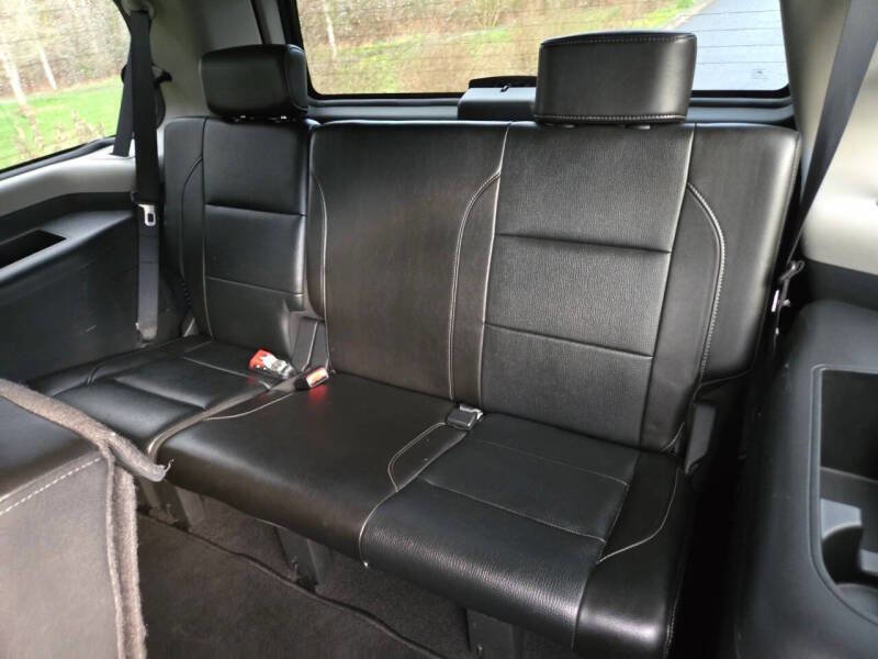 Used 2010 Nissan Armada Platinum image 19