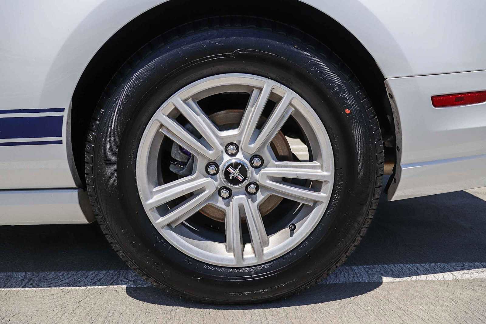 Used 2014 Ford Mustang Coupe w/ Equipment Group 102A RWD image 10