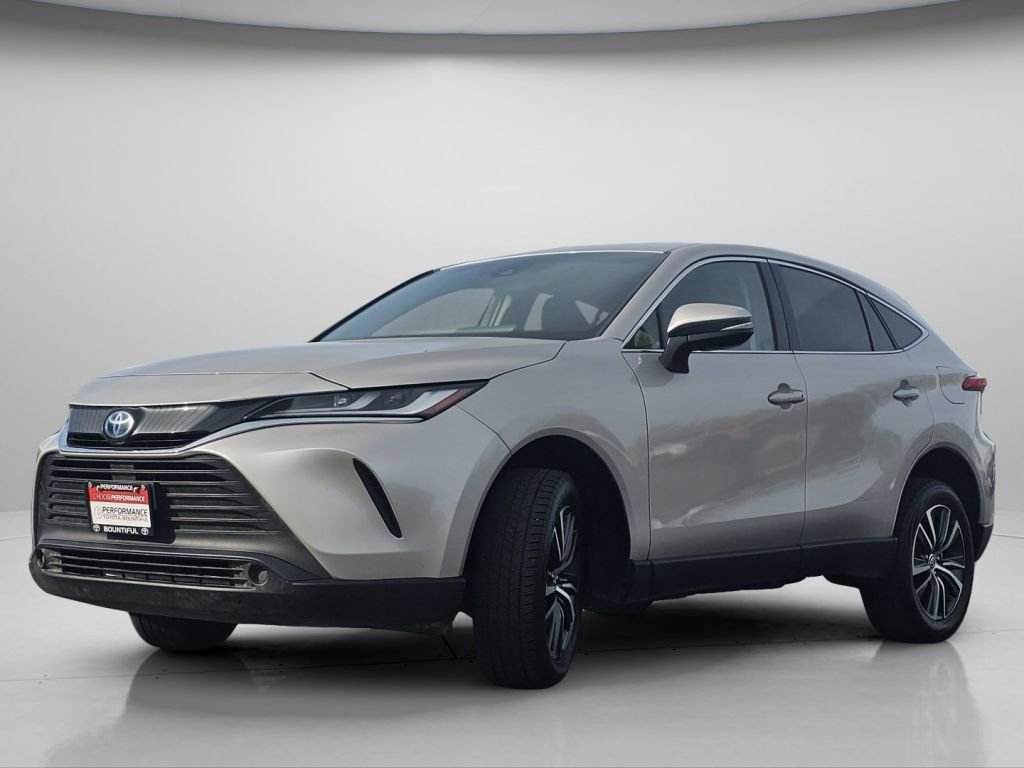 Used 2024 Toyota Venza LE image 18