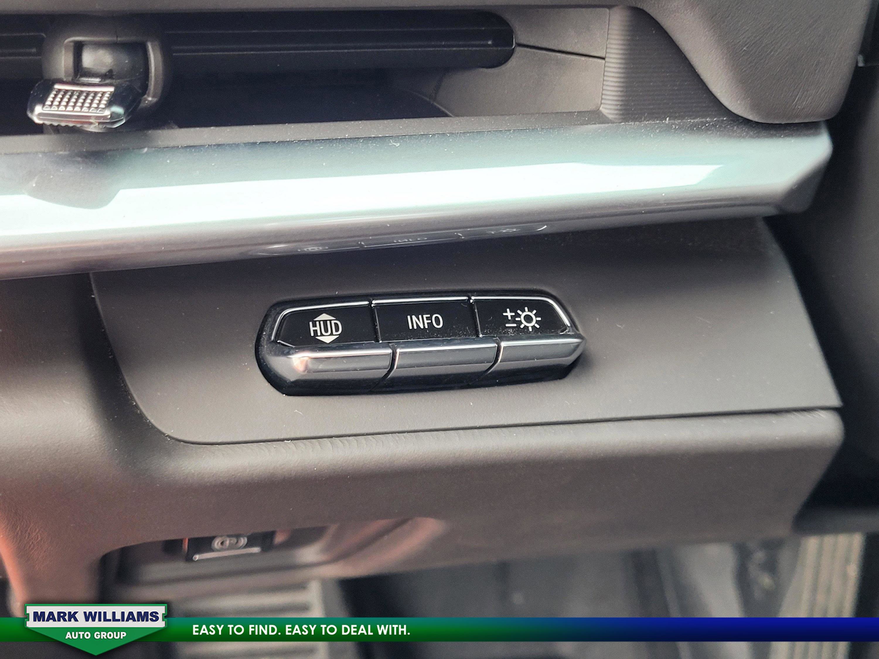 Used 2021 Chevrolet Corvette Stingray Premium Conv w/ Z51 Performance Package image 19