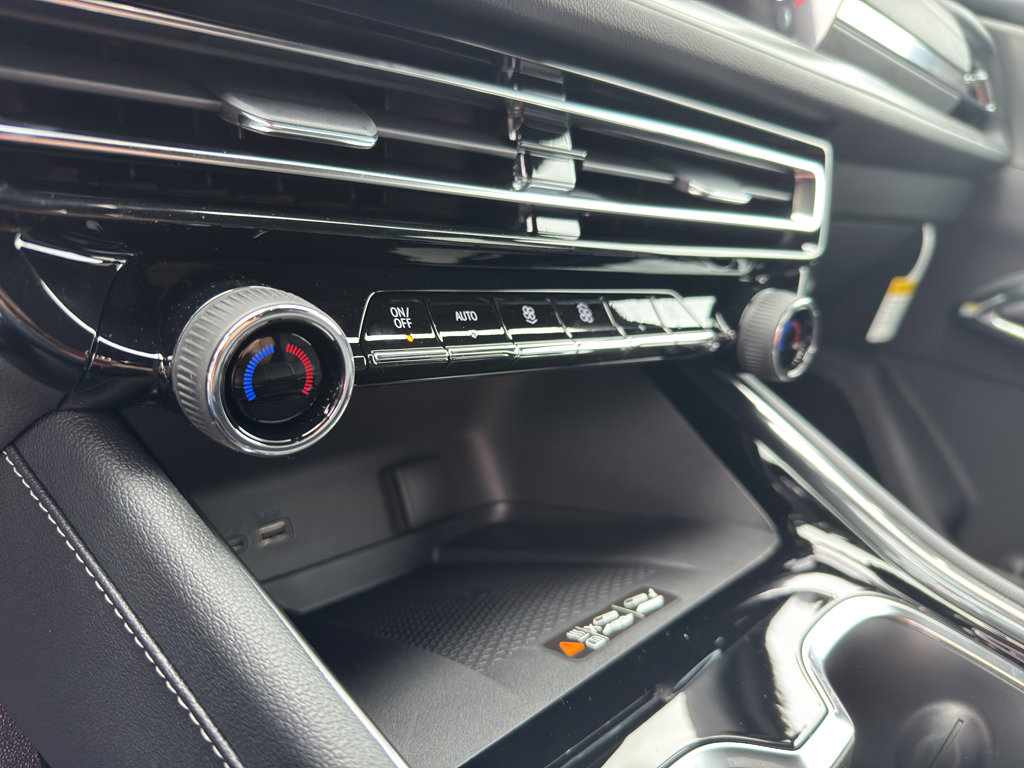 New 2026 Chevrolet Traverse LT image 19