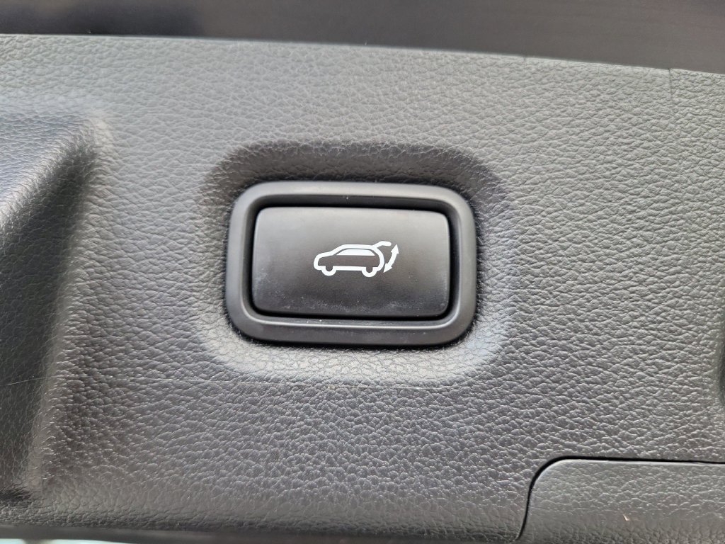 Used 2022 Hyundai Santa Fe XRT AWD/4WD image 17
