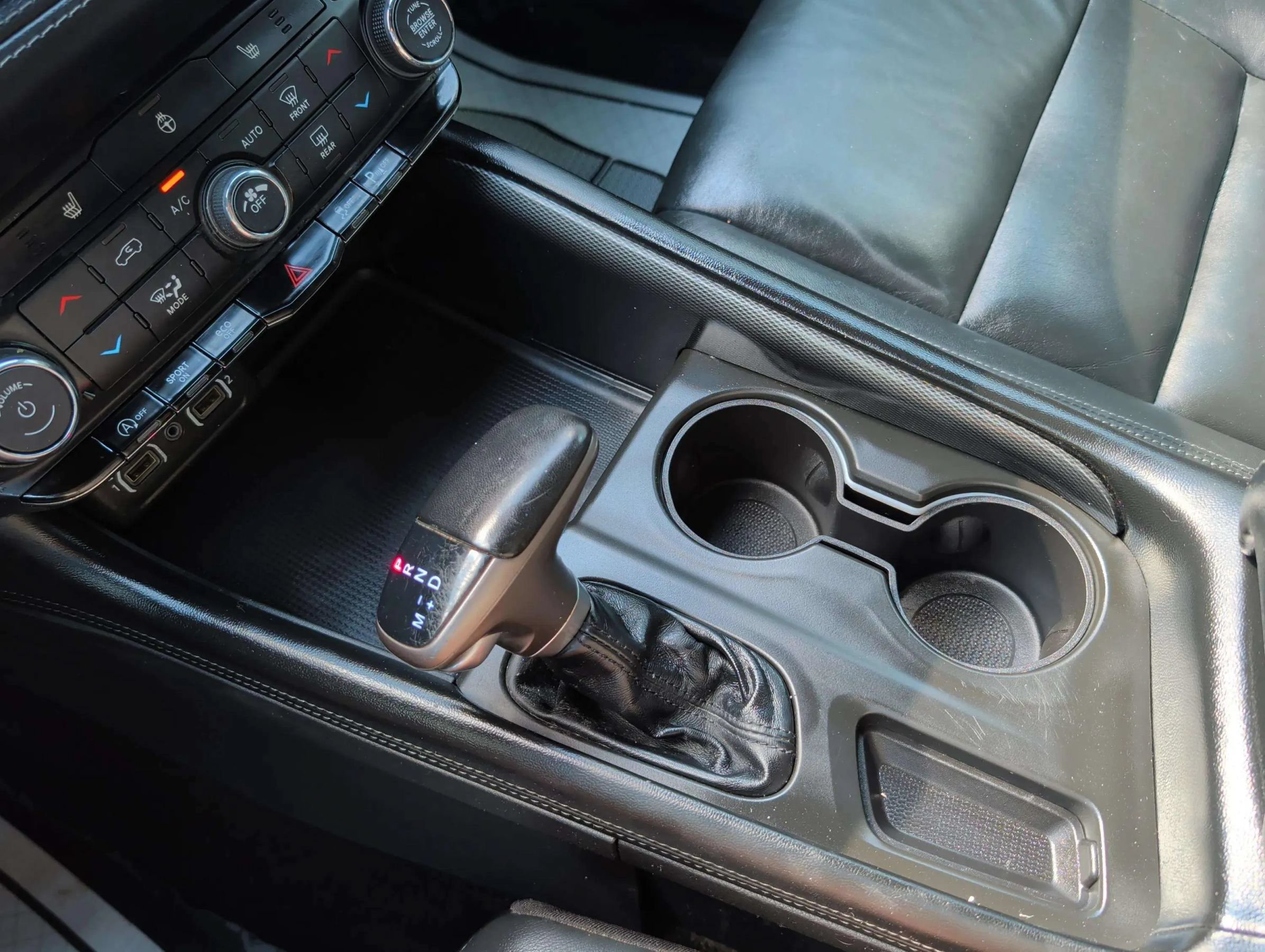 Used 2022 Dodge Durango GT AWD/4WD image 19