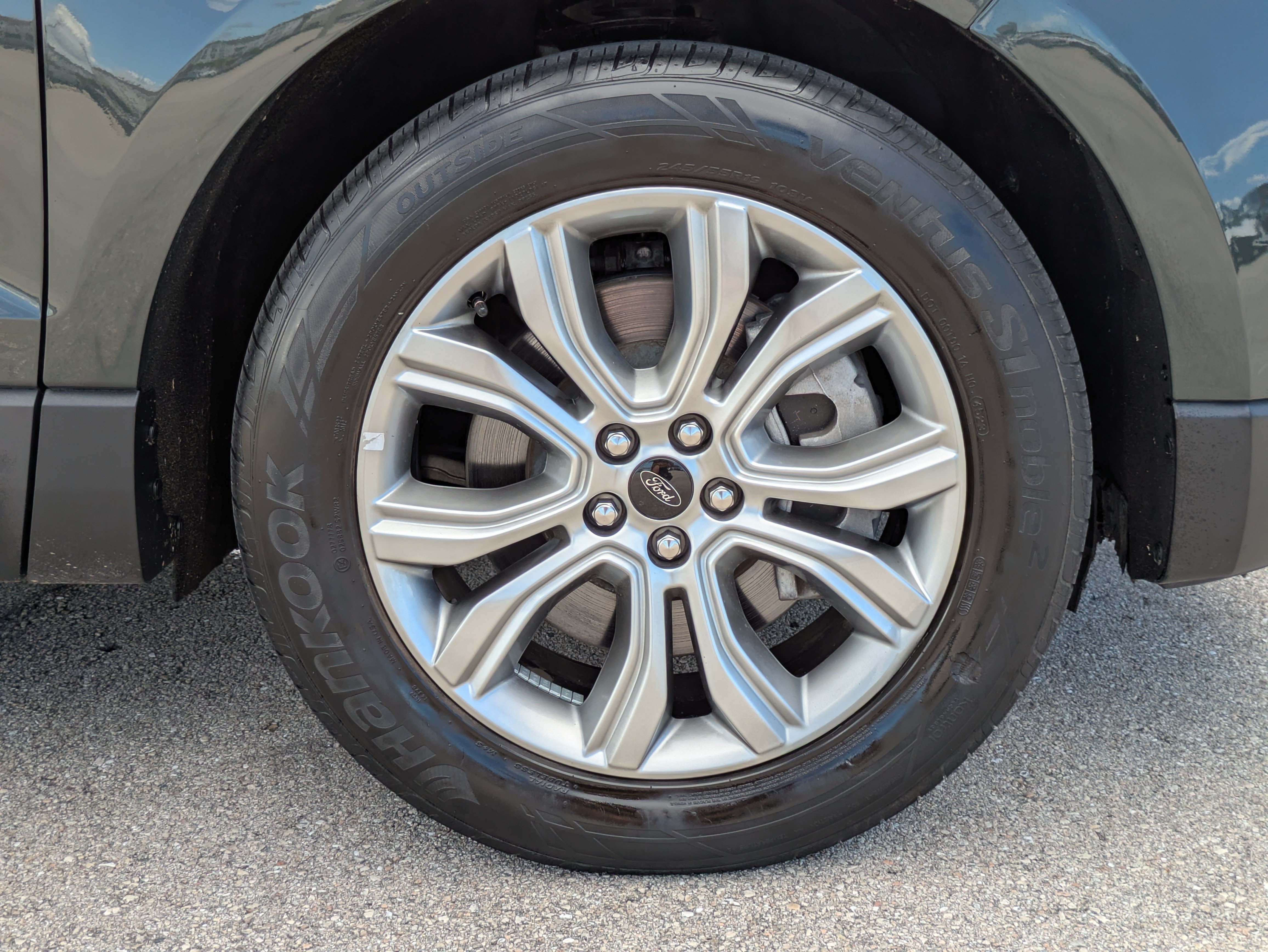 Used 2024 Ford Edge Titanium AWD/4WD image 11