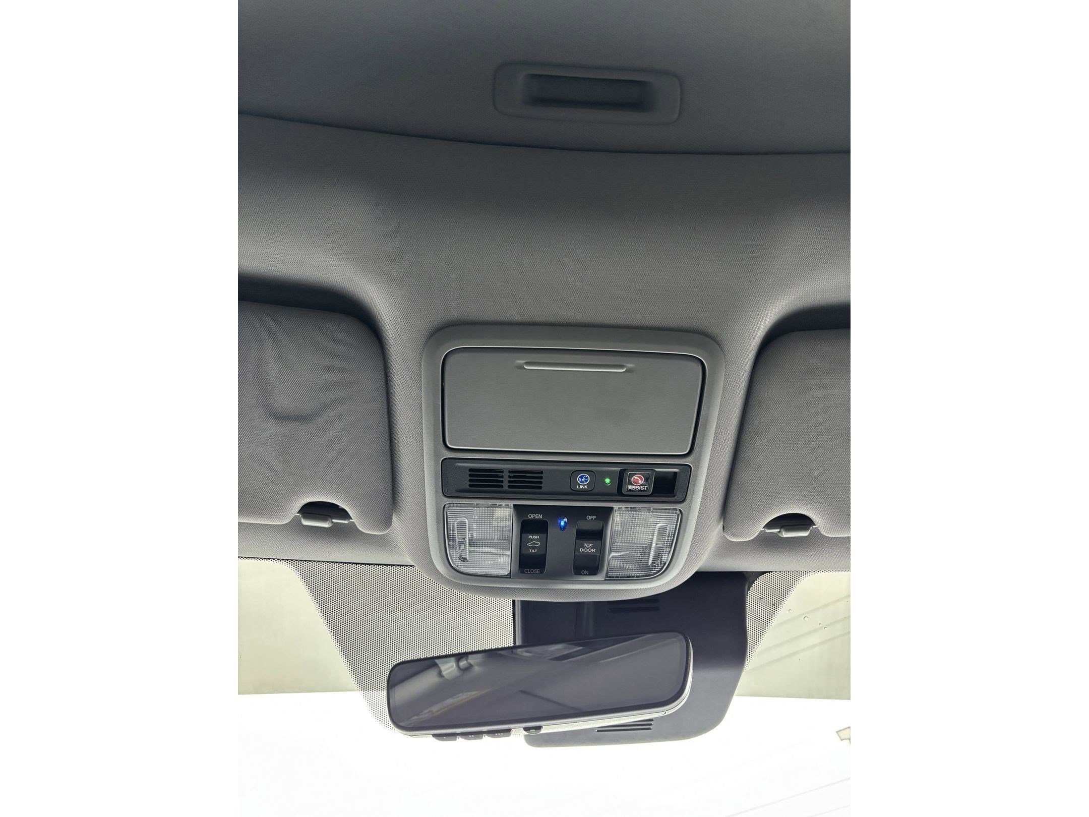 Used 2022 Honda Pilot Touring image 37