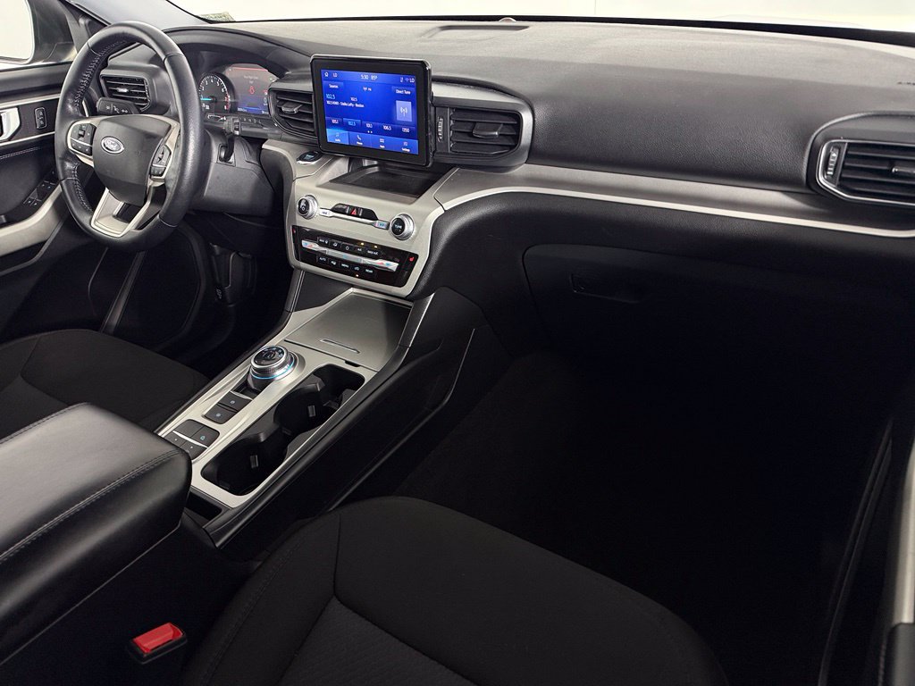 Used 2022 Ford Explorer XLT RWD image 13