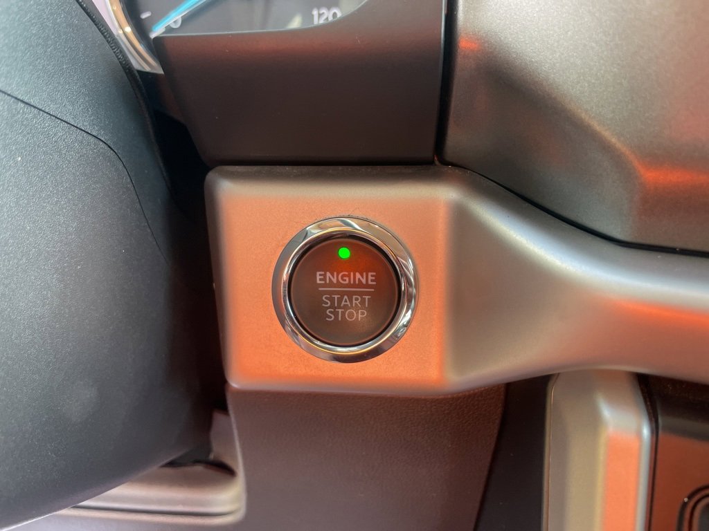 Used 2024 Ford Expedition Max XLT image 27