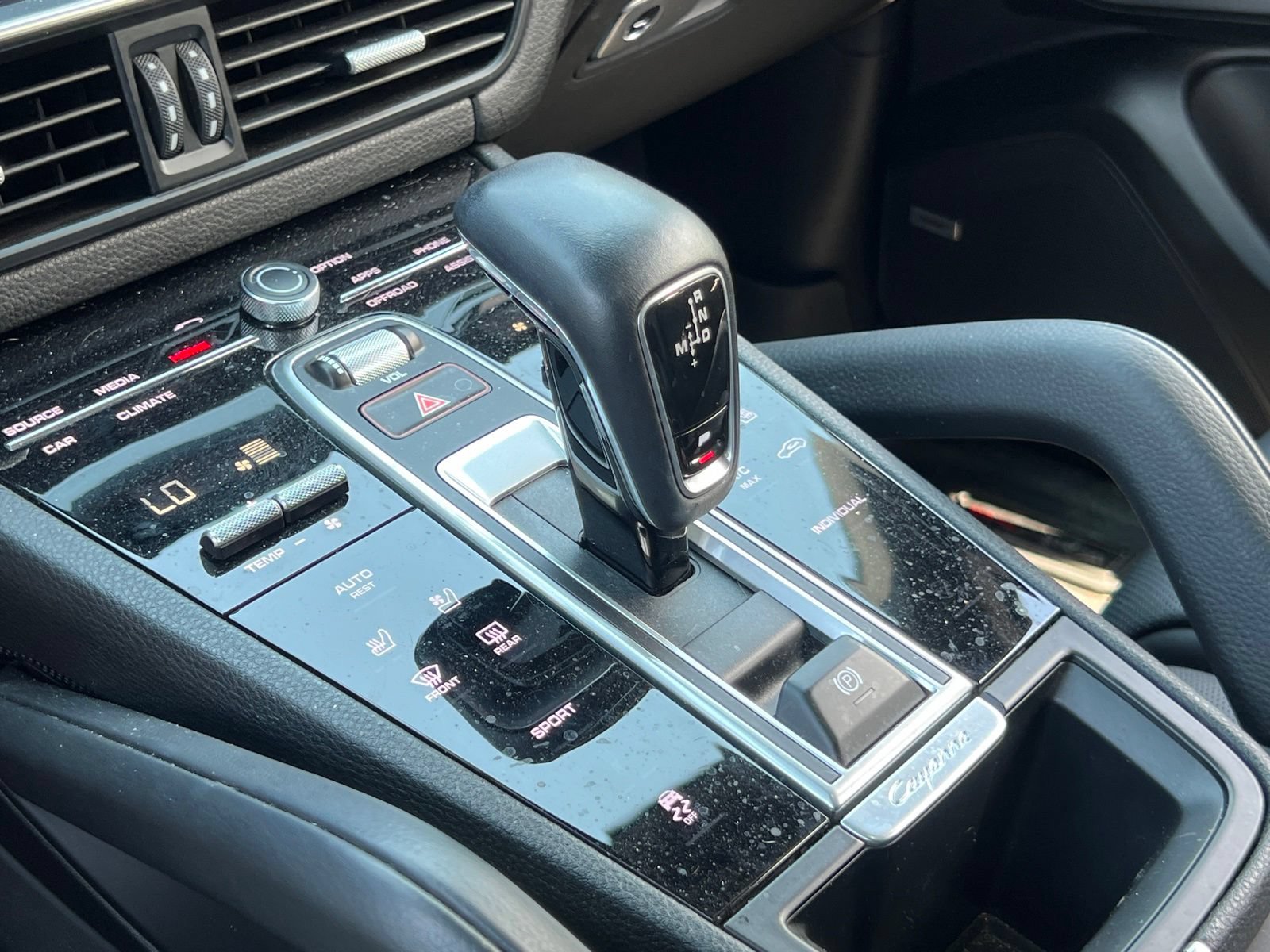 Certified 2020 Porsche Cayenne AWD/4WD image 29