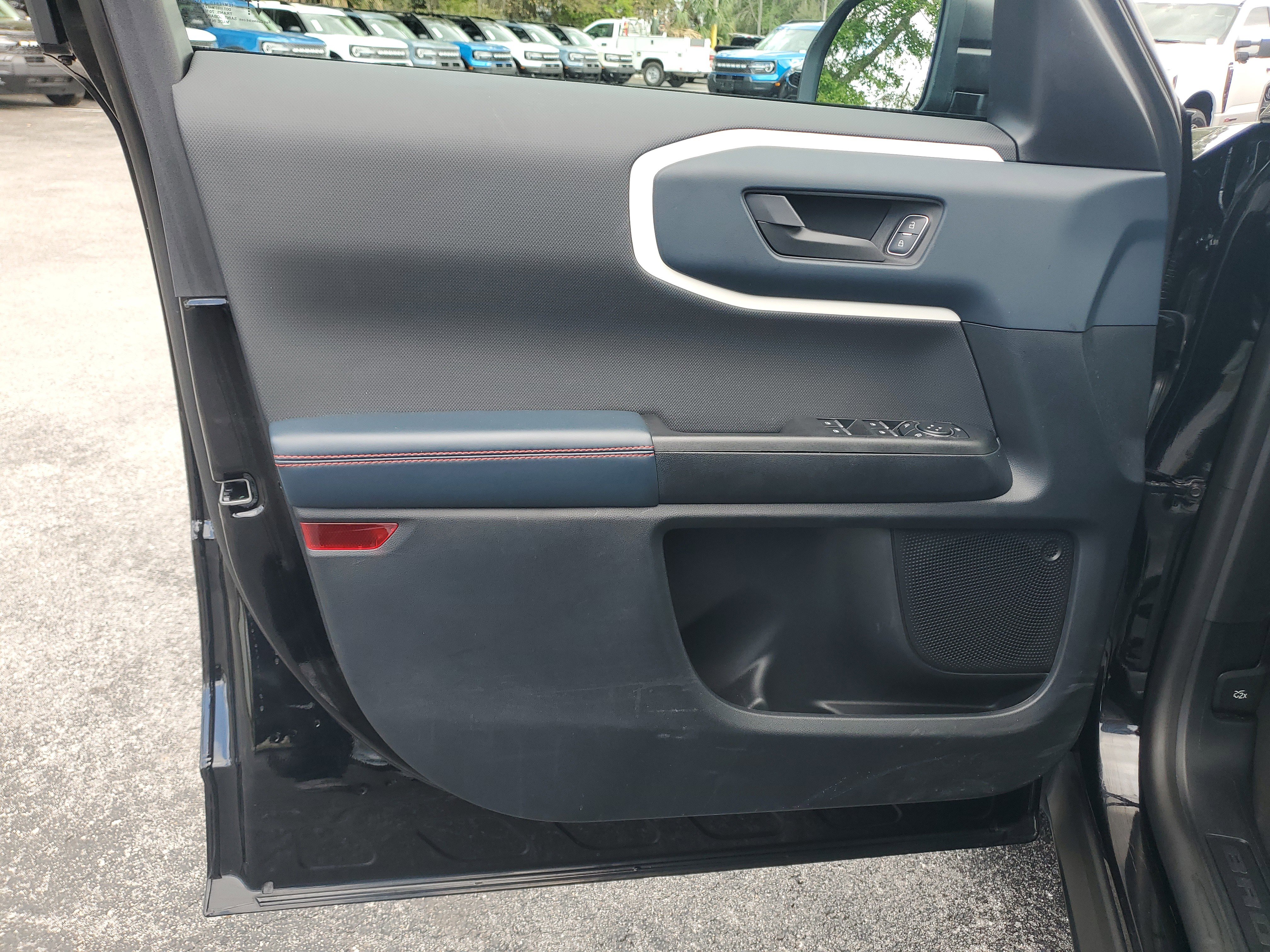 Used 2023 Ford Bronco Sport Heritage w/ Heritage Convenience Package image 17