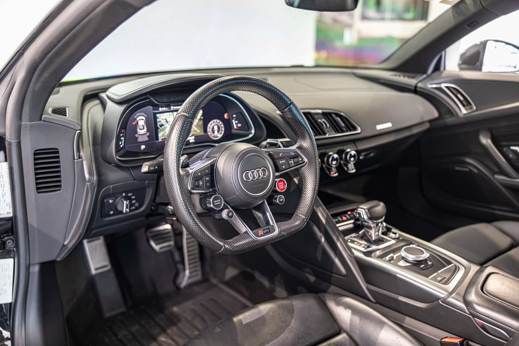 Used 2020 Audi R8 V10 AWD/4WD image 19