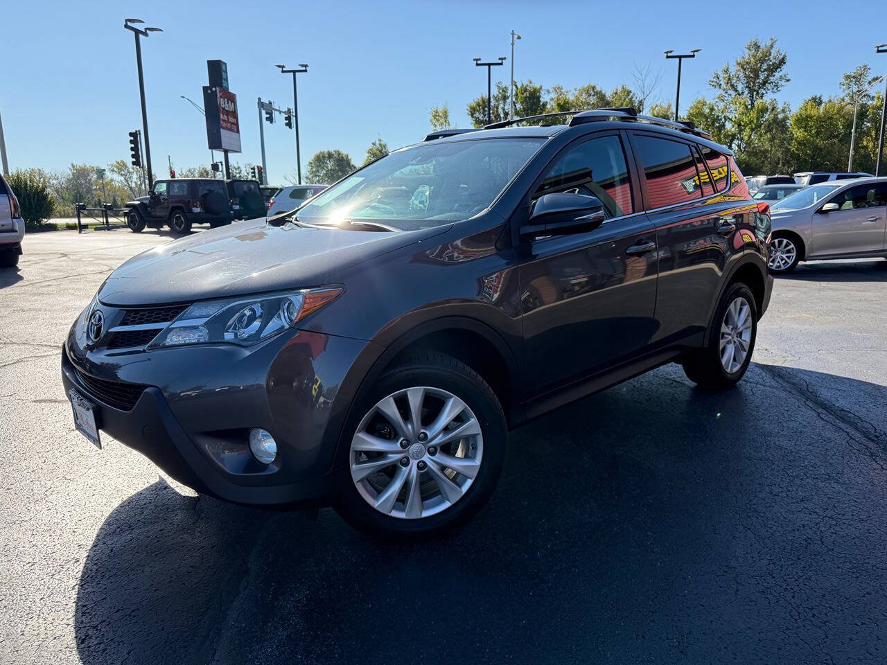 Used 2015 Toyota RAV4 Limited w/ Technology Package AWD/4WD image 3