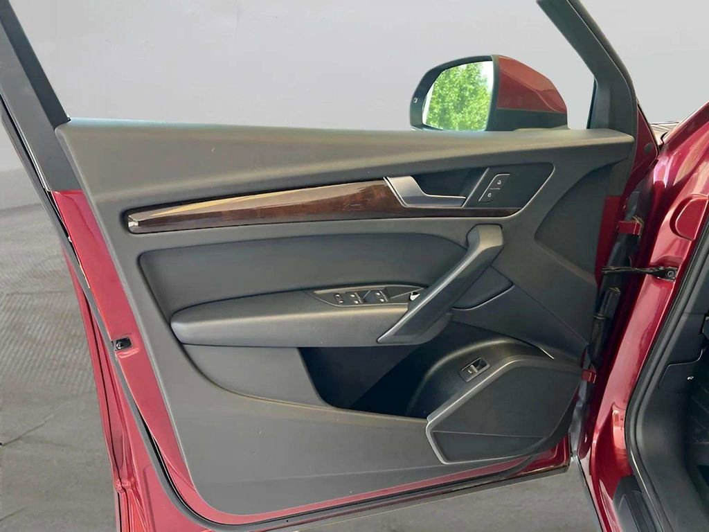 Used 2019 Audi Q5 2.0T Premium image 28