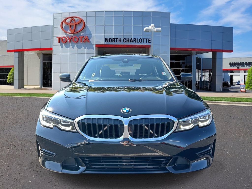 Used 2021 BMW 330i xDrive Sedan w/ Convenience Package AWD/4WD image 2