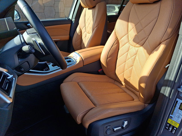 Certified 2024 BMW X5 xDrive40i w/ Premium Package image 13