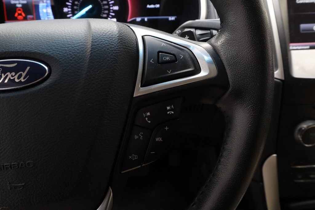 Used 2015 Ford Edge SEL w/ Equipment Group 201A image 32