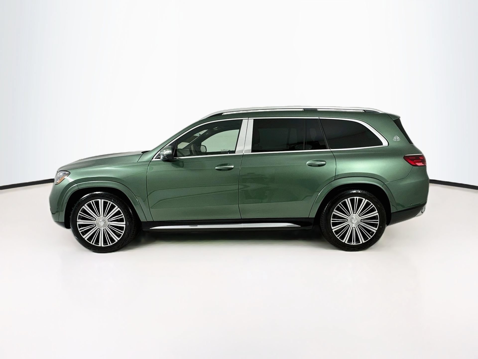 New 2026 Mercedes-Benz Maybach GLS 600 4MATIC image 5