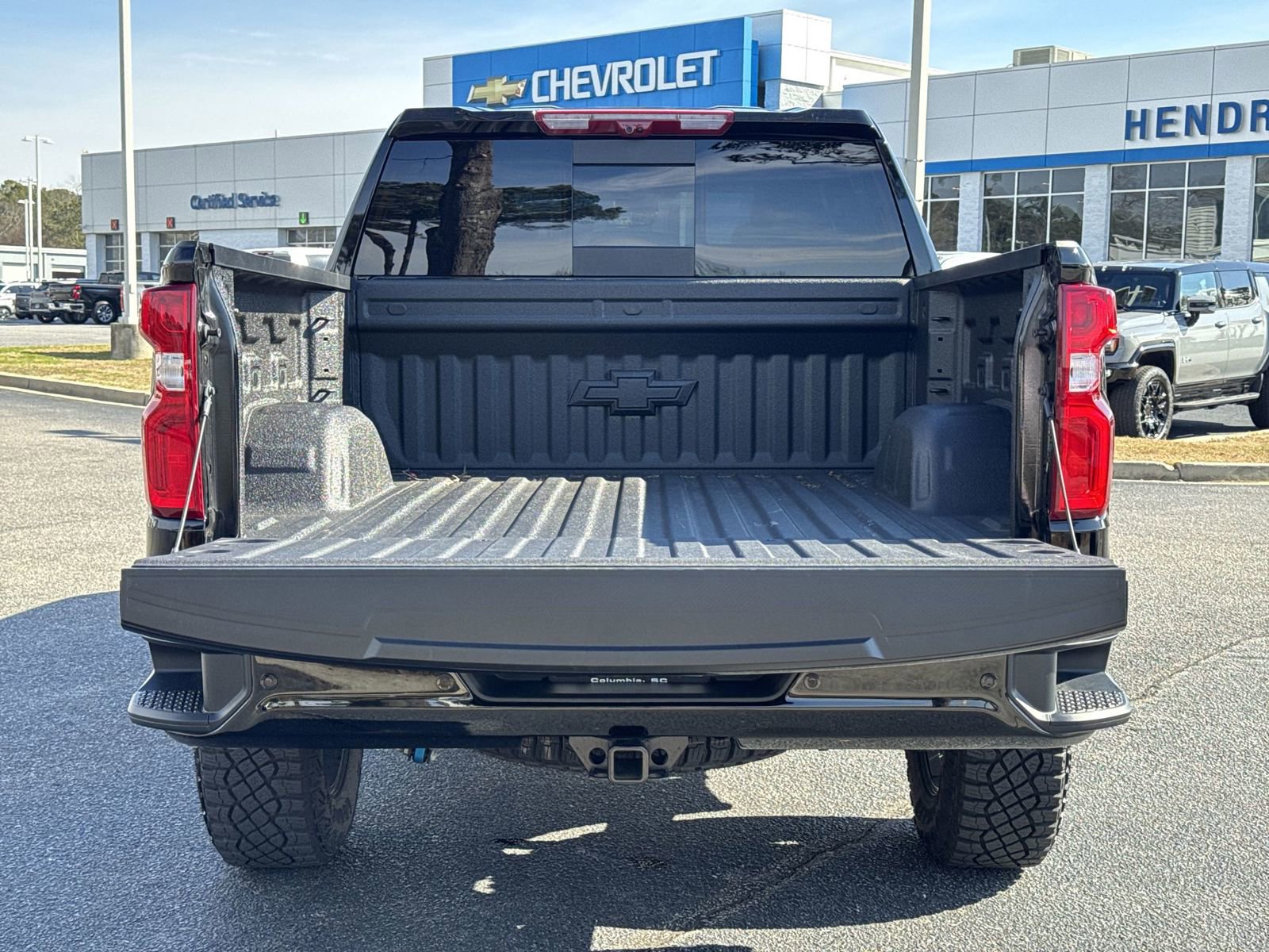 Used 2026 Chevrolet Silverado 1500 ZR2 w/ Dark Appearance Package AWD/4WD image 30