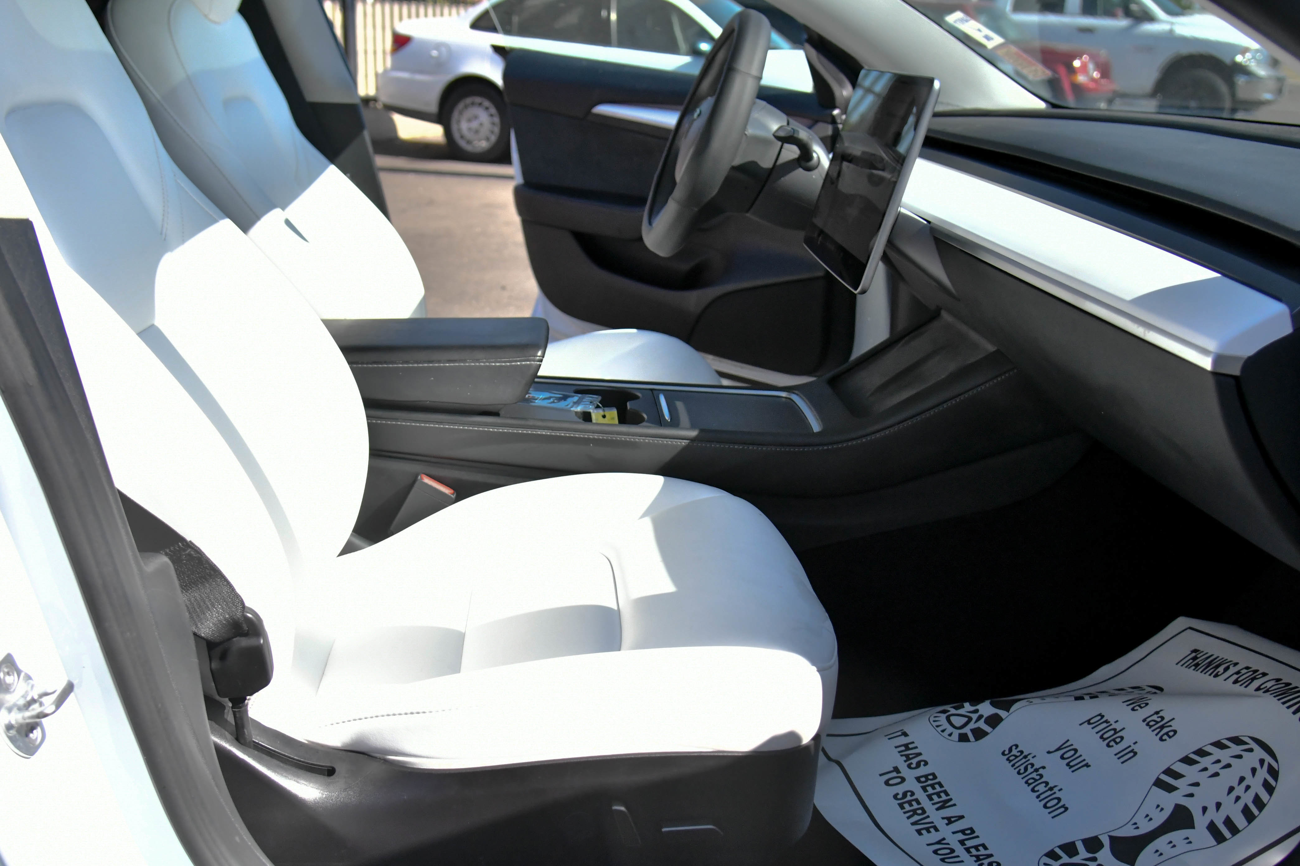 Used 2023 Tesla Model 3 Standard Range image 41