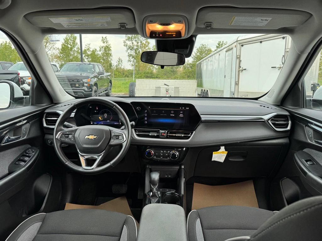 Certified 2024 Chevrolet TrailBlazer LT w/ LT Cold Weather Package FWD image 20