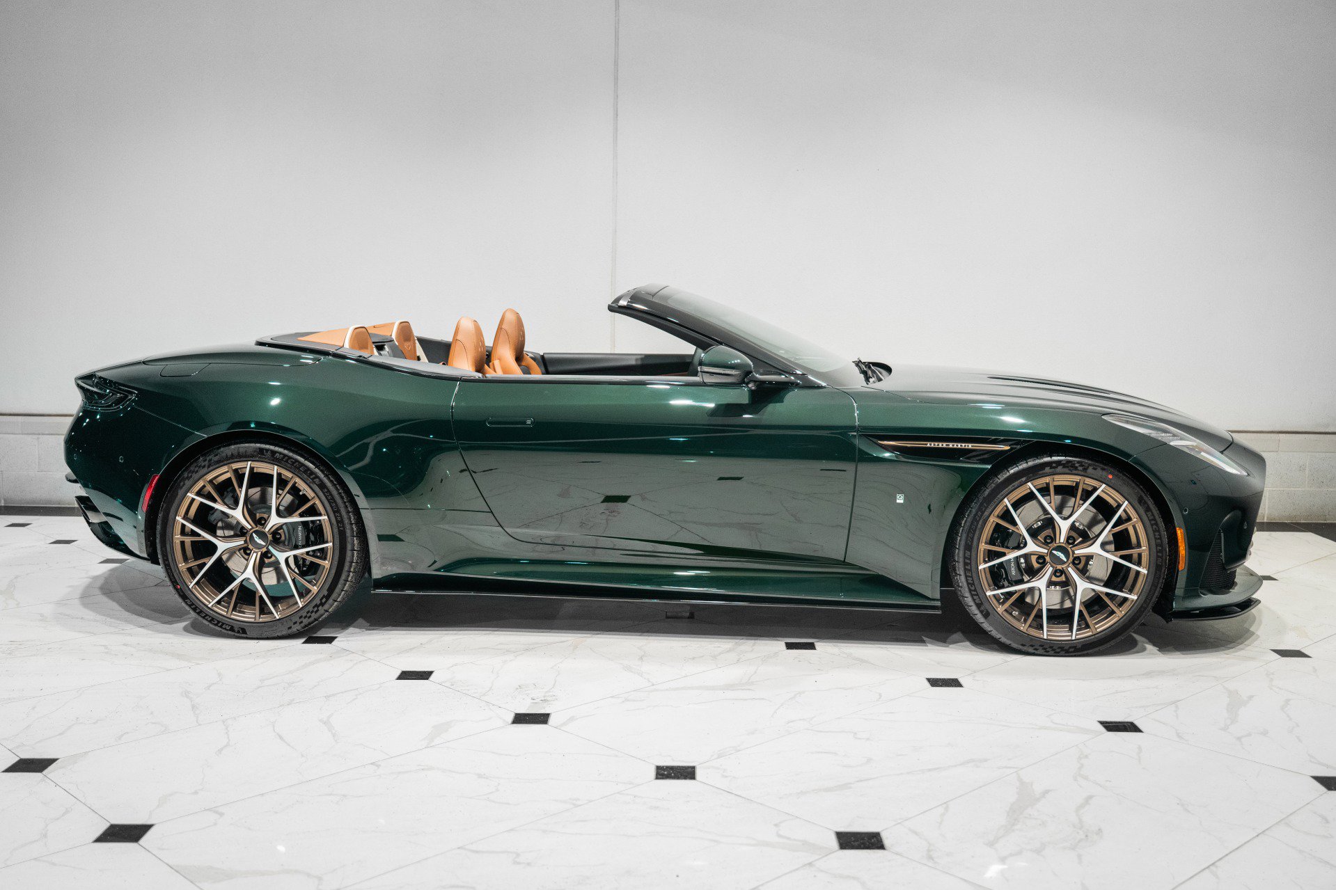New 2026 Aston Martin DB12 Convertible image 43