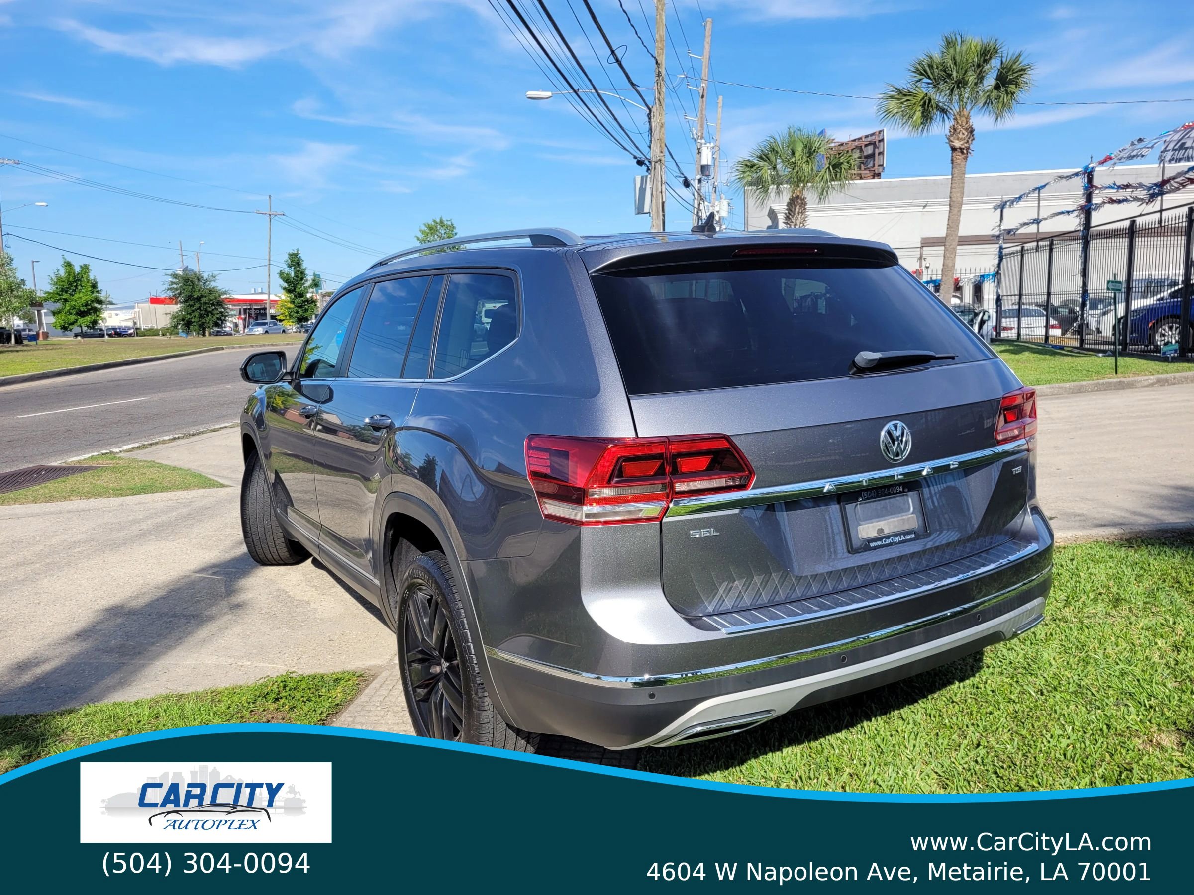 Used 2018 Volkswagen Atlas SEL FWD image 16