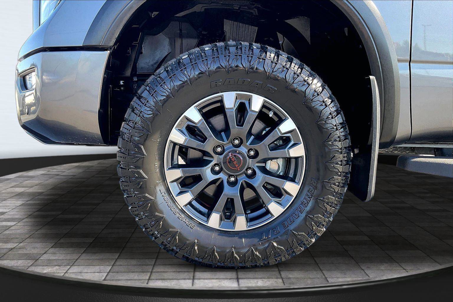 Certified 2024 Nissan Titan PRO-4X w/ Pro-4x Convenience Package image 10