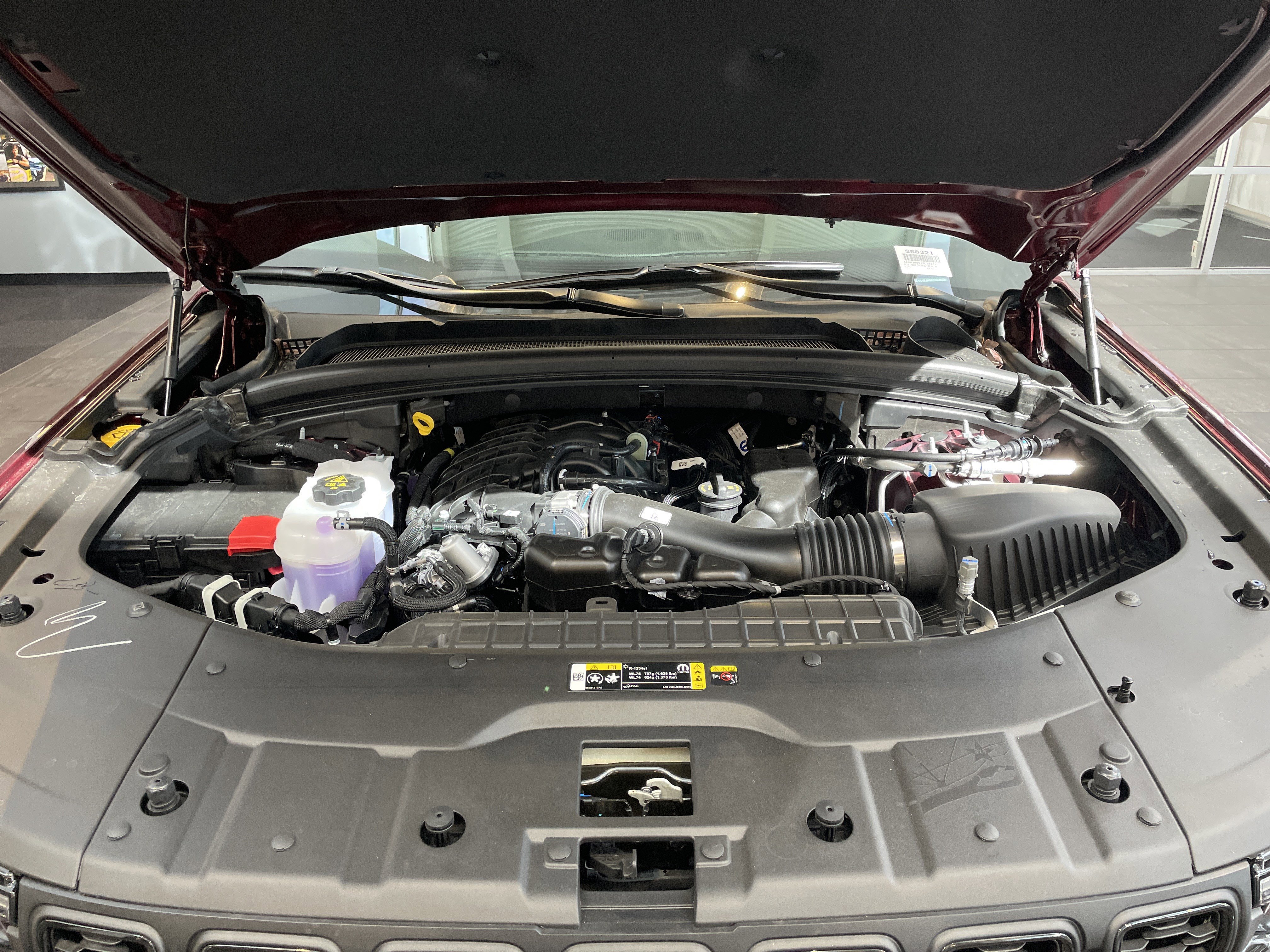 New 2025 Jeep Grand Cherokee Limited w/ Luxury Tech Group II image 37