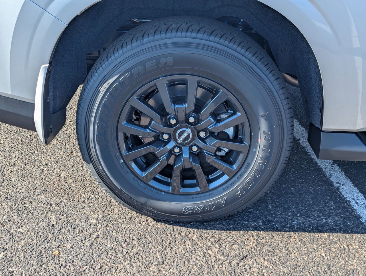 New 2026 Nissan Armada SV image 9