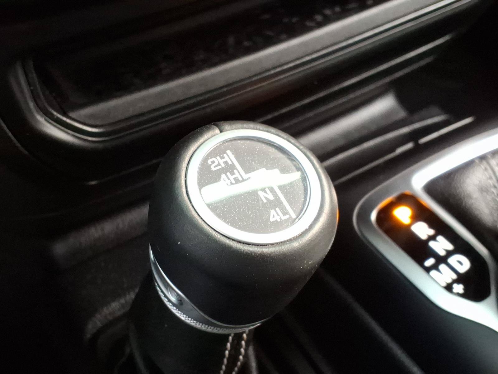 Used 2020 Jeep Wrangler Unlimited Sahara AWD/4WD image 22