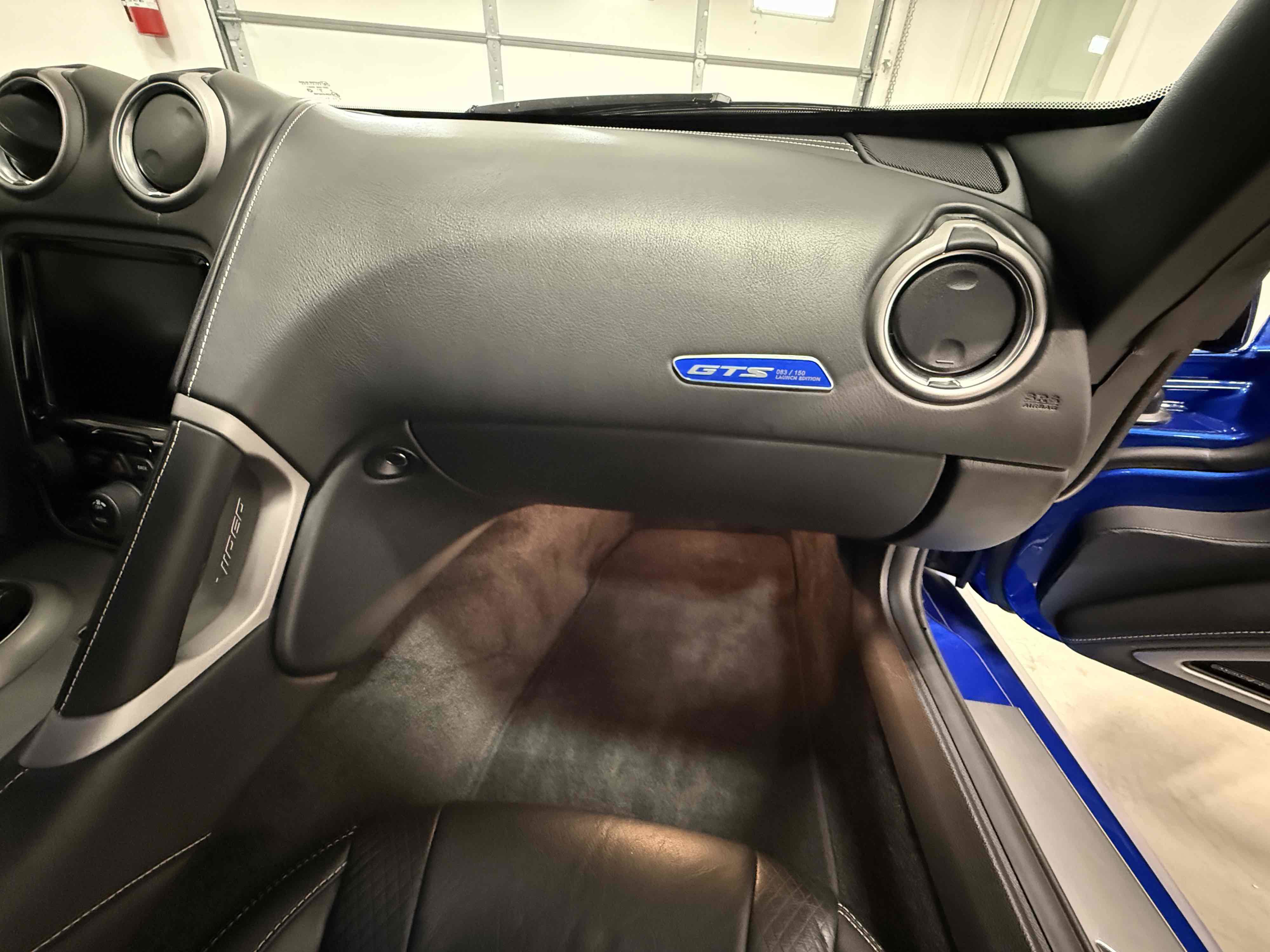 Used 2013 SRT Viper GTS w/ GTS Laguna Interior Pkg image 33