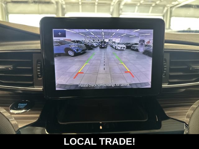 Used 2024 Ford Explorer Limited AWD/4WD image 3